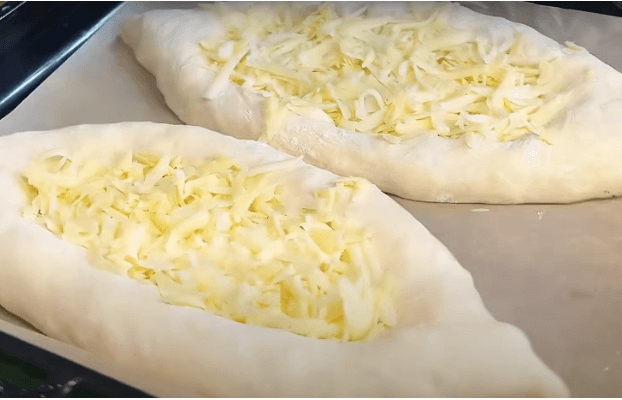 Хачапурі з сиром