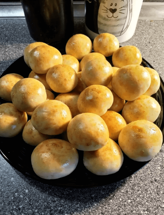 Печені пиріжки з м'ясом