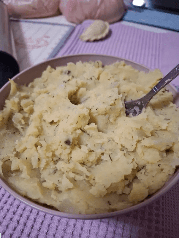 Картопляна начинка з сушеними грибами