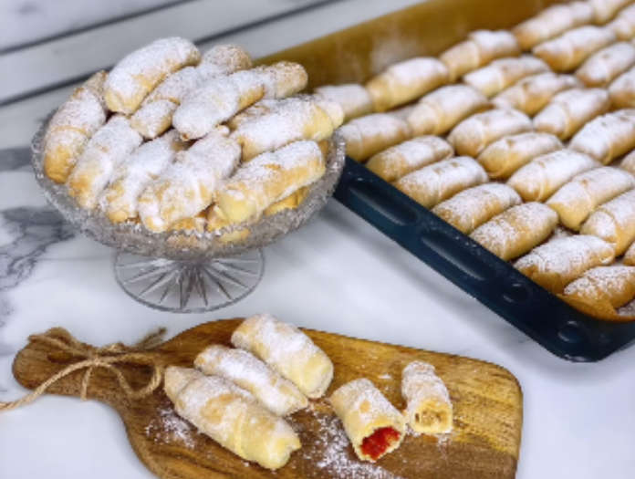 Кіфлики з різними начинками - смачна домашня випічка!