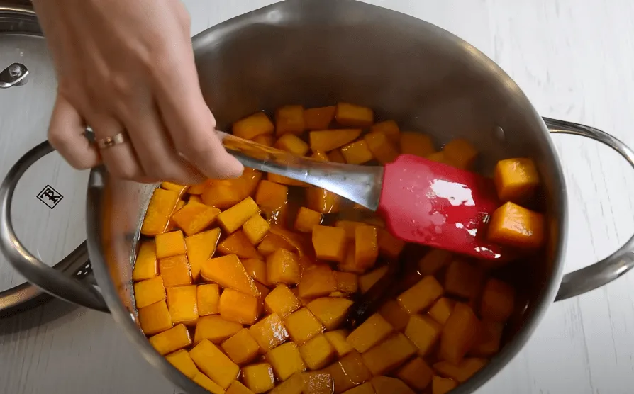 Нарізаний гарбуз