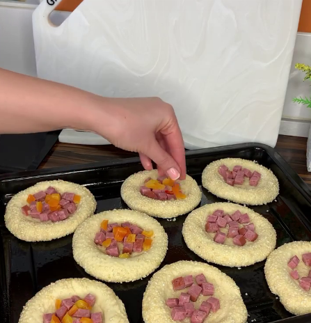 Начинена міні піца