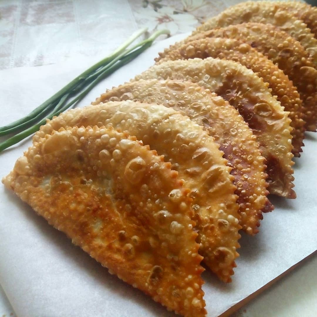 Готові чебуреки