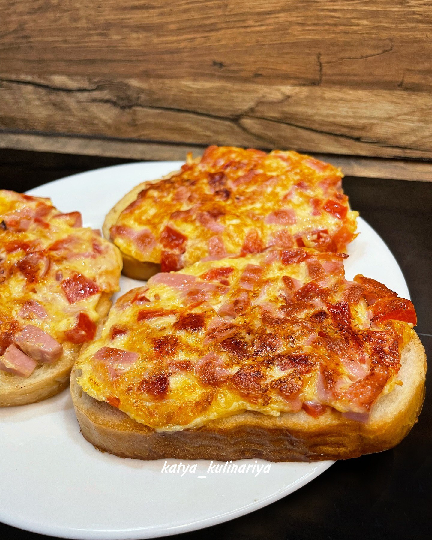 Шкільні бутерброди: смачний, ситний та простий перекус чи сніданок з доступних продуктів