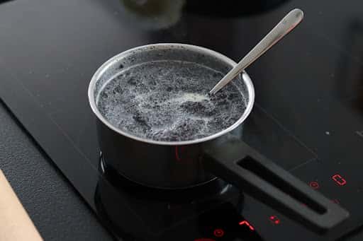 Маковий пиріг з яблуками - проста та дуже смачна випічка до чаю