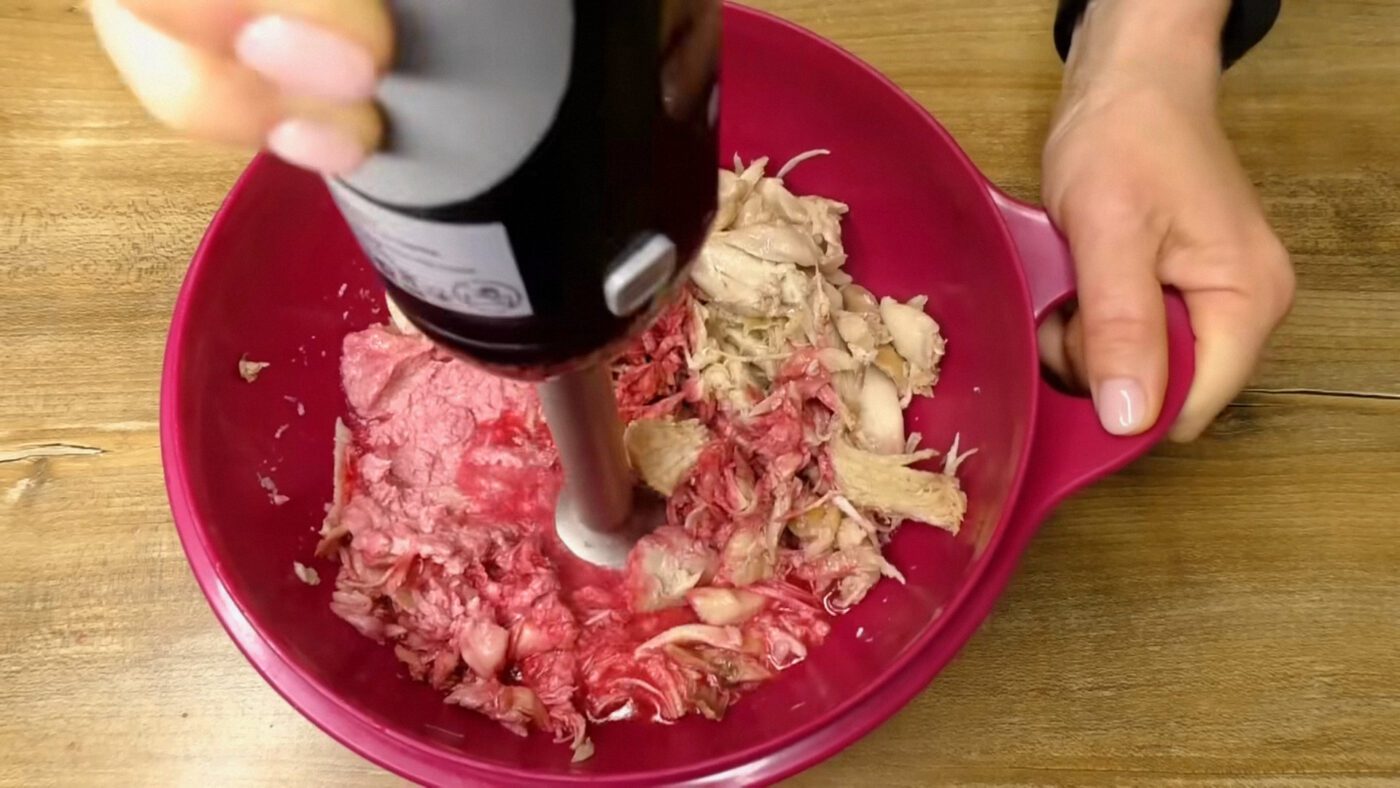 Готова домашня ковбаса