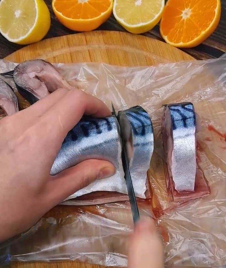 Маринована скумбрія
