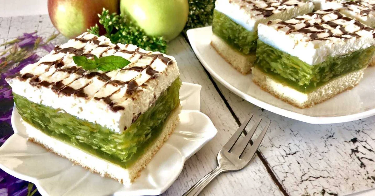 яблучний бісквіт з желе - ідеальний результат