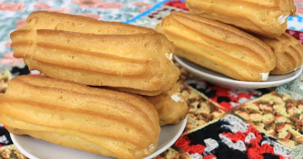 еклери з білковим кремом - ідеальний результат