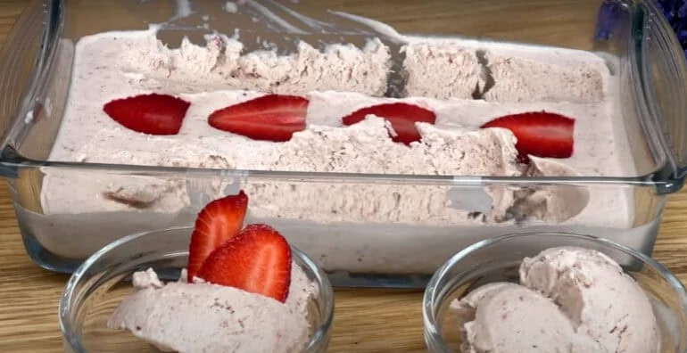 десерт з полуницею та бананом крок 3