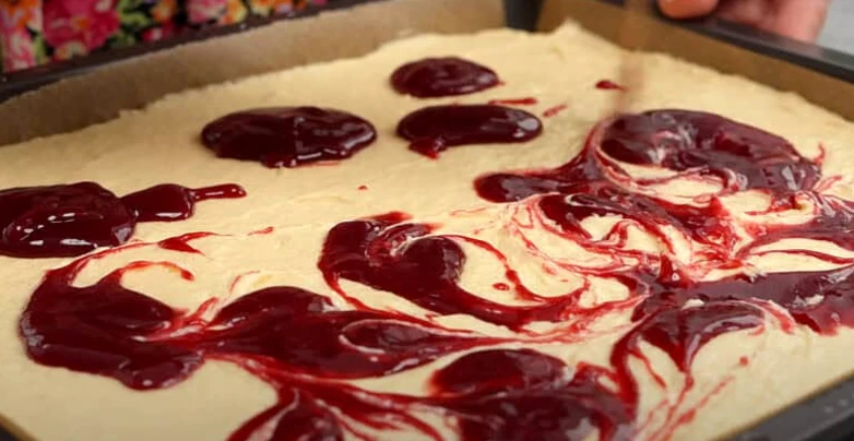 малиново-мигдальний пиріг крок 2