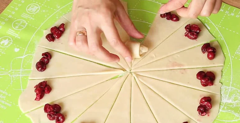 Молдавські рогалики крок 1