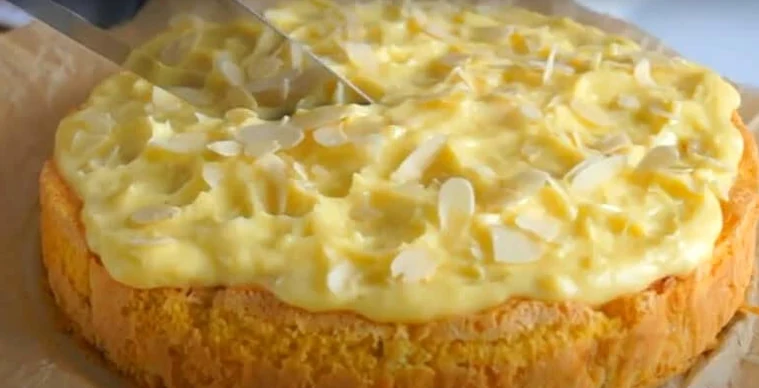 незвична шарлотка крок 2