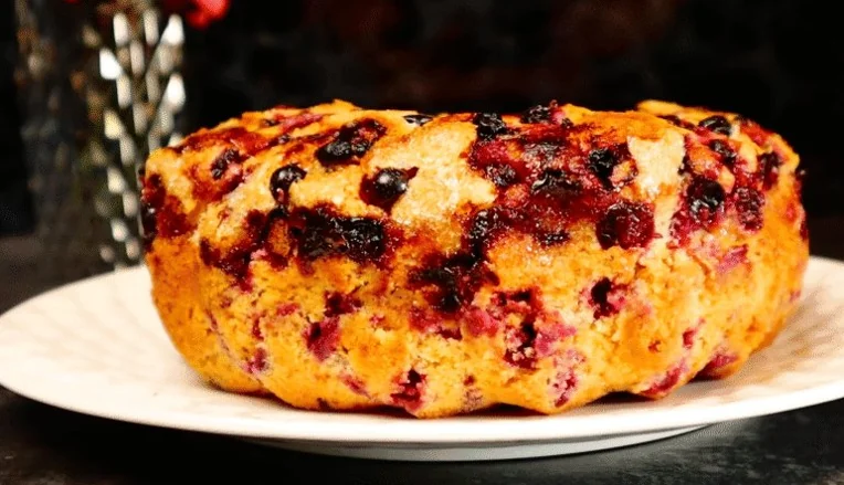 пиріг з ягід та молока крок 1