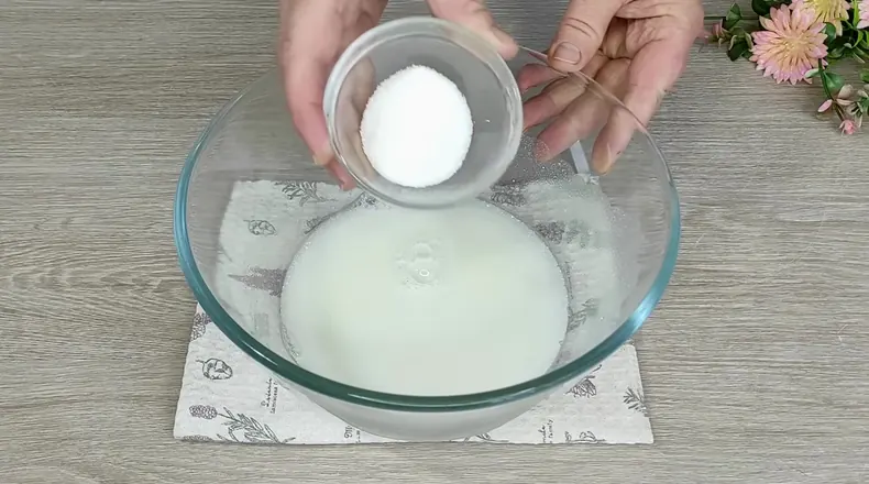 Як приготувати пиріжки з капустою: простий рецепт