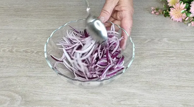 салат з курячої печінки — крок 2, покроковий рецепт