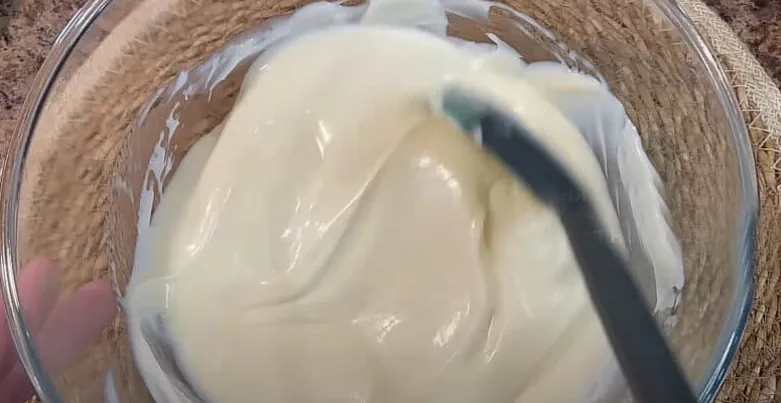 Торт без вершків і сиру крок 1