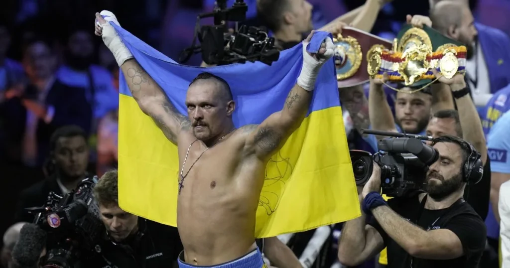 Новина: Олександр Усик звернувся до українців перед боєм з Ріко Верховеном