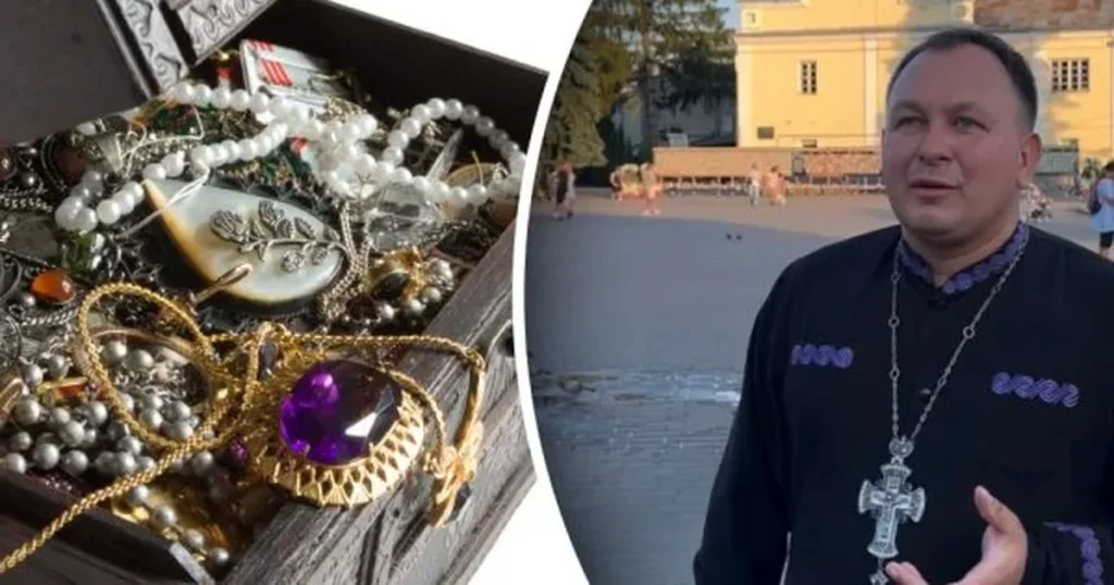 носити прикраси померлих родичів священник