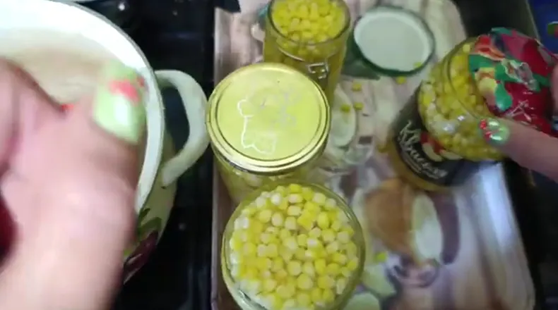 консервована кукурудза — крок 5, покроковий рецепт